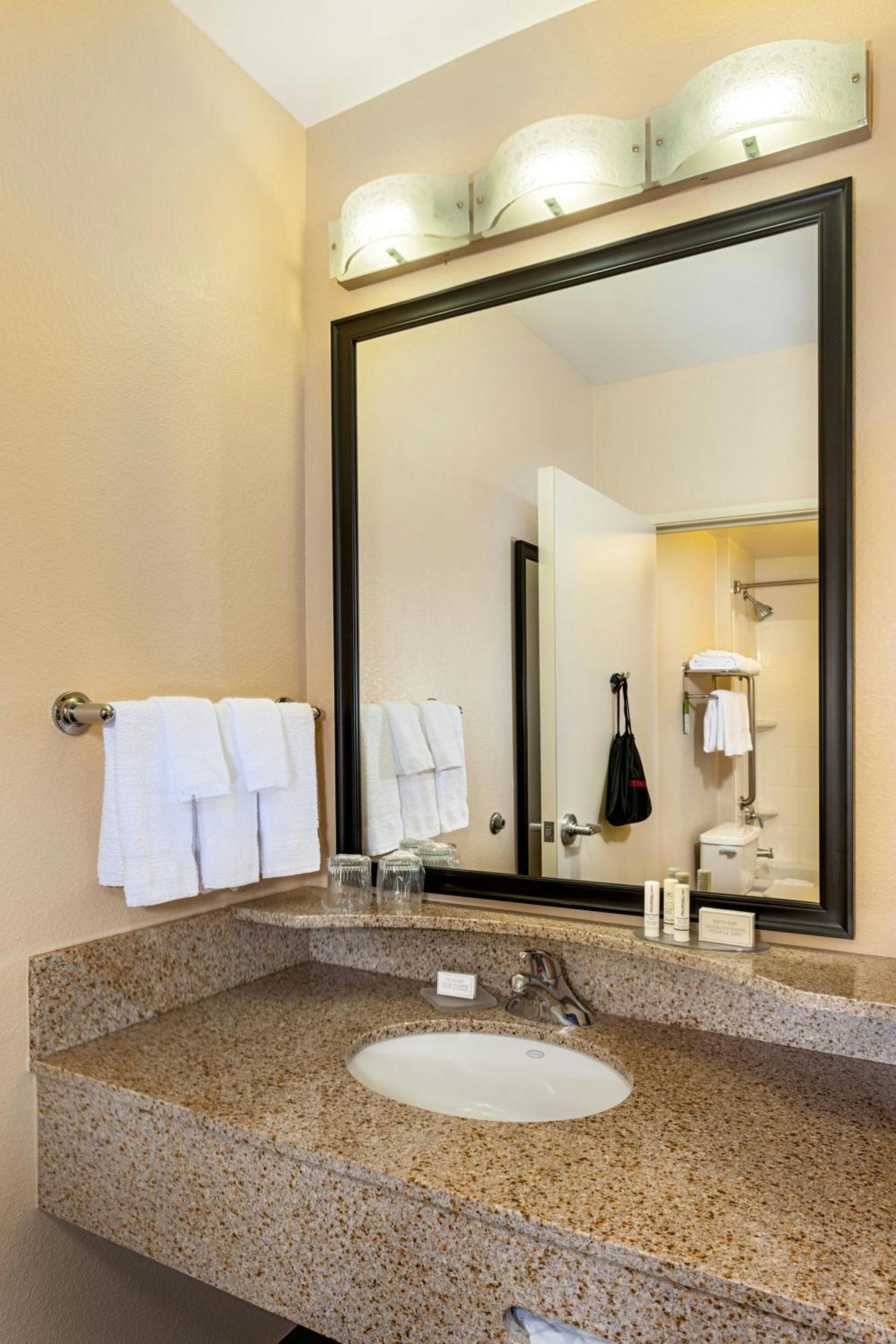 Springhill Suites By Marriott Modesto Zewnętrze zdjęcie